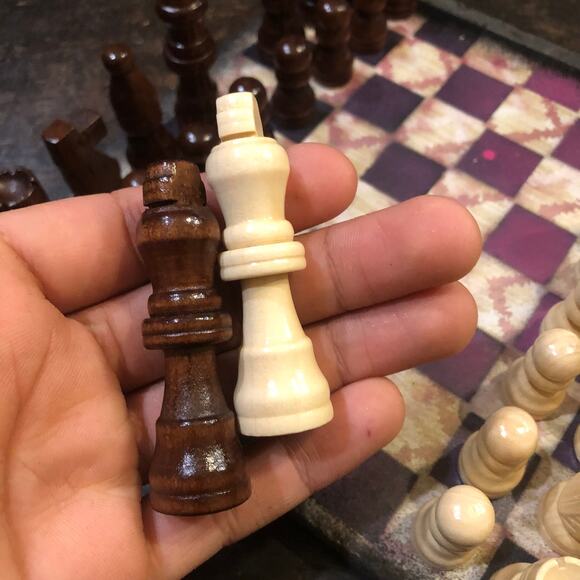 Scrapbook Chess Set - Purple Basket Pattern - Picture 6 of 10